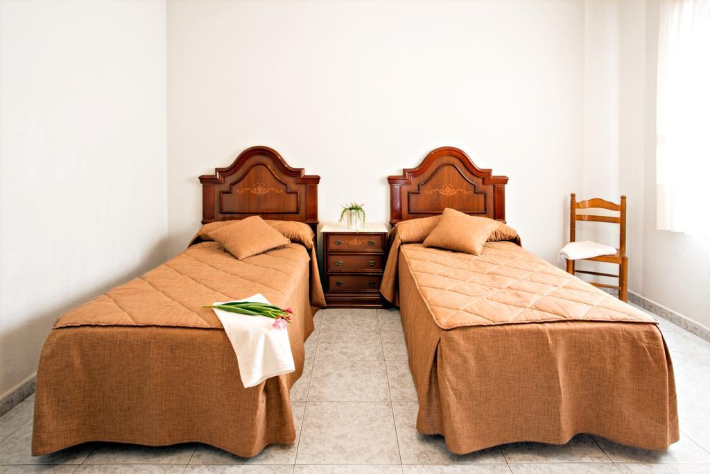 Hostal San Andres Aleson Exterior photo