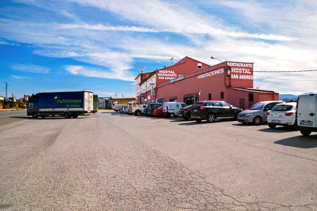 Hostal San Andres Aleson Exterior photo